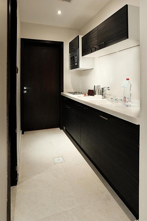 Aswar Hotel Suites 알크호바르 외부 사진