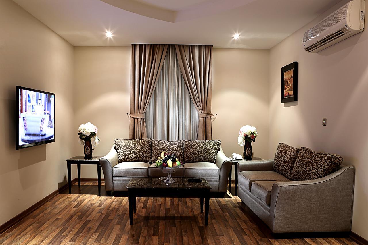 Aswar Hotel Suites 알크호바르 외부 사진