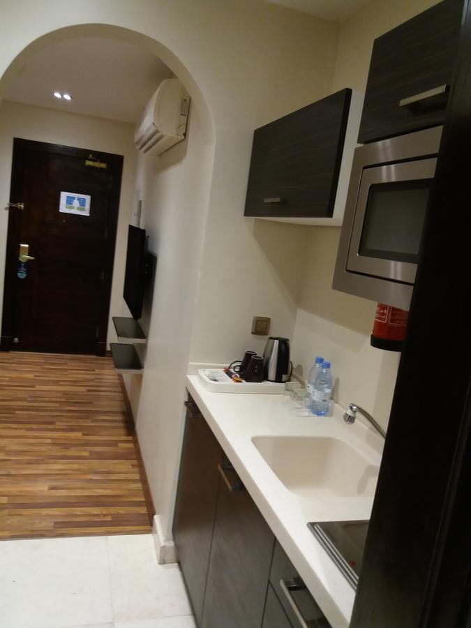 Aswar Hotel Suites 알크호바르 외부 사진